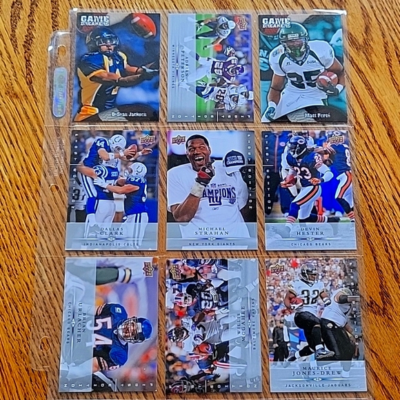 NFL Trading Card Collection - Picture 9 of 16